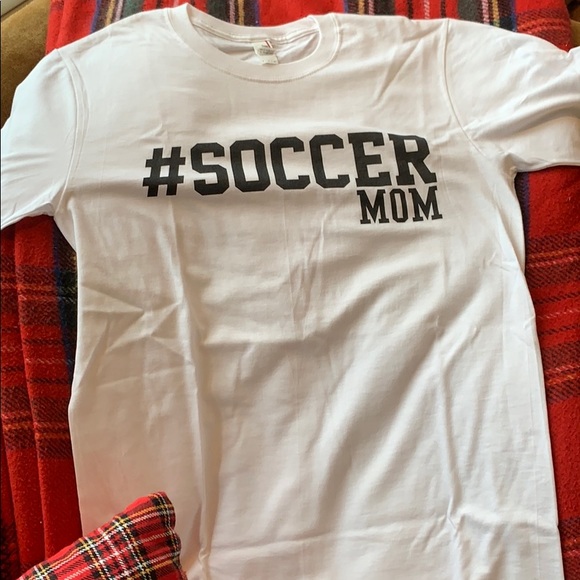 #SOCCERMOM Custom Short Sleeve Tees - Picture 2 of 4